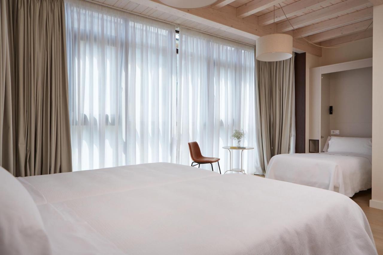 Hotel Trina 20 Palas de Rei Exteriör bild